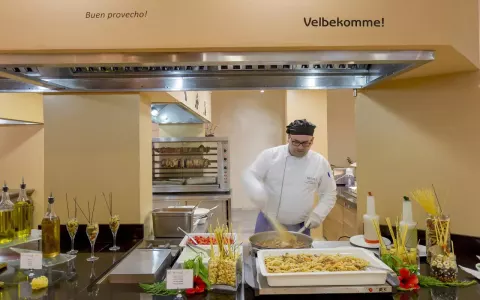 Viešbutis „DESSOLE DOLPHIN BAY RESORT“ (Kreta, Graikija)