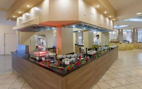 Viešbutis „DESSOLE DOLPHIN BAY RESORT“ (Kreta, Graikija)