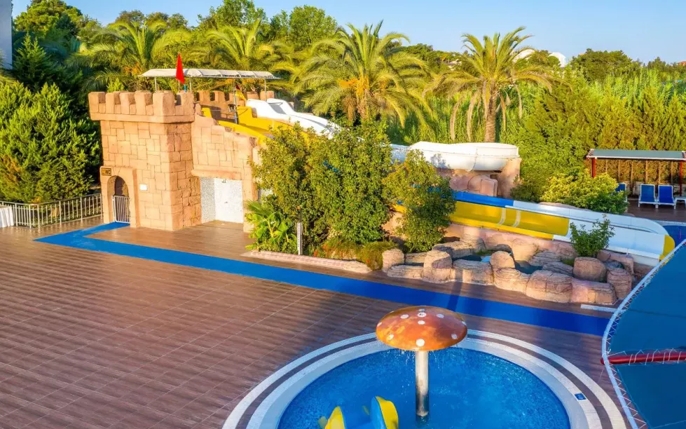 Viešbutis „FUN & SUN HANE SUN HOTEL“