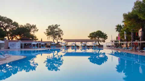 Viešbutis „LARISSA CLUB SAPHIR“ (Kemeras, Turkija)