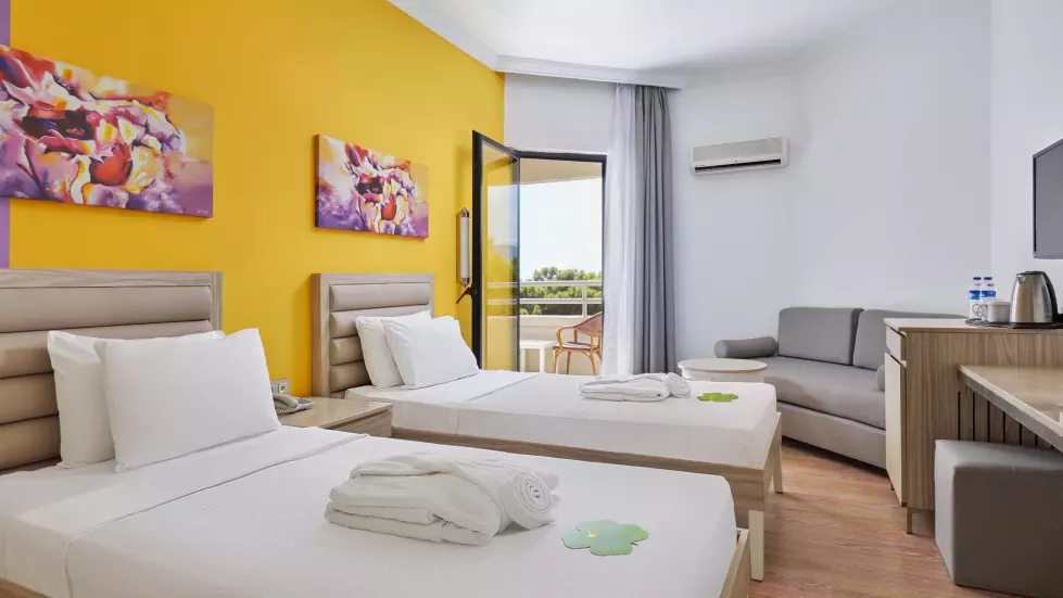 Viešbutis „LARISSA CLUB SAPHIR“ (Kemeras, Turkija)