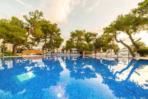 Viešbutis „AMARA COMFORT RESORT“ (Kemeras, Turkija)