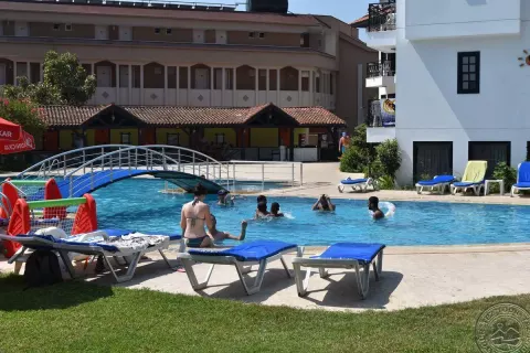 Viešbutis „ARES DREAM HOTEL“ (Kemeras, Turkija)