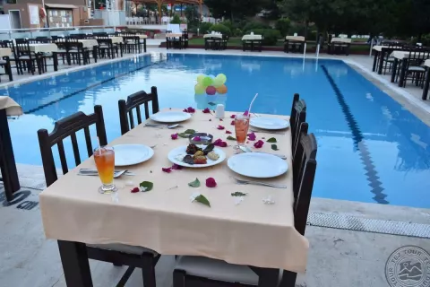 Viešbutis „ARES DREAM HOTEL“ (Kemeras, Turkija)