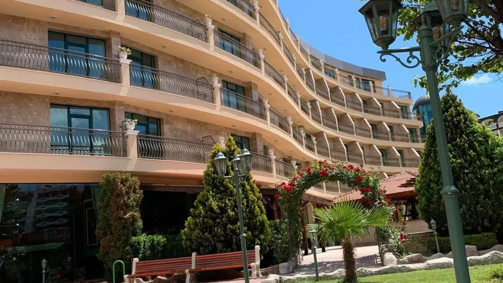 Viešbutis „MENA PALACE“ (Sunny beach, Burgasas, Bulgarija)