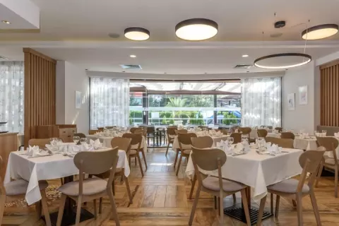 Viešbutis „LION“