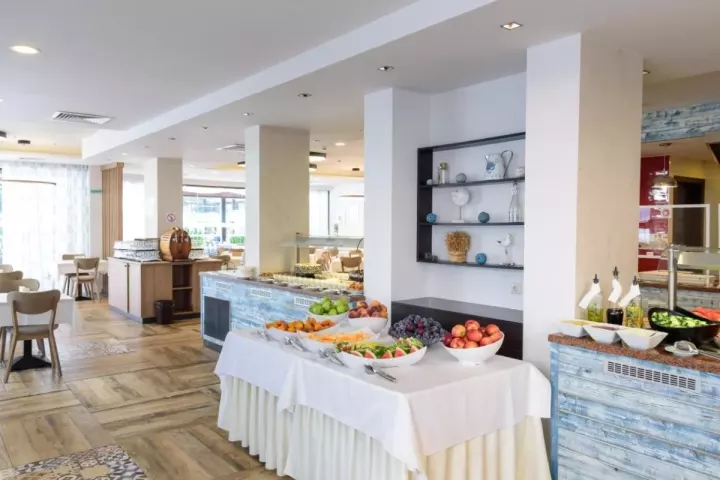 Viešbutis „LION“