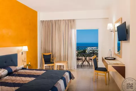 Viešbutis „GRAND HOTEL HOLIDAY RESORT“ (Kreta, Graikija)