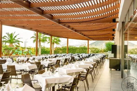 Viešbutis „GRAND HOTEL HOLIDAY RESORT“ (Kreta, Graikija)