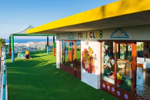 Viešbutis „GRAND HOTEL HOLIDAY RESORT“ (Kreta, Graikija)