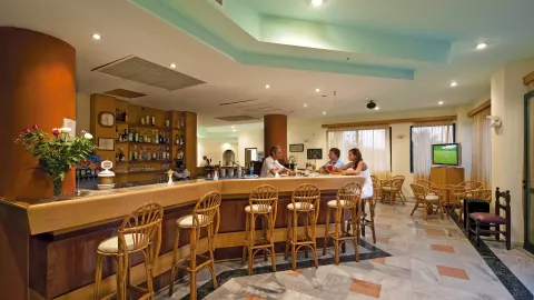 Viešbutis „AZUL ECO HOTEL“ (Kreta, Graikija)