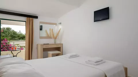 Viešbutis „AZUL ECO HOTEL“ (Kreta, Graikija)