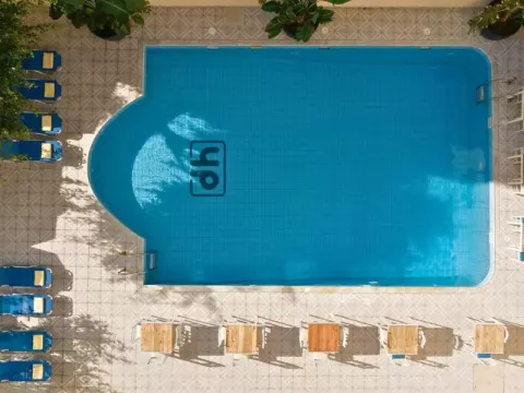 Viešbutis „HERSONISSOS CENTRAL“ (Kreta, Graikija)