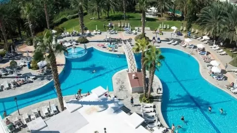 Viešbutis „ASCOS CORAL BEACH HOTEL“ (Larnaka, Kipras)