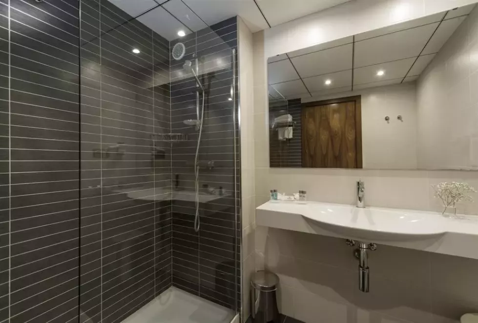 Viešbutis „4R REGINA GRAN HOTEL“ (Barselona, Ispanija)