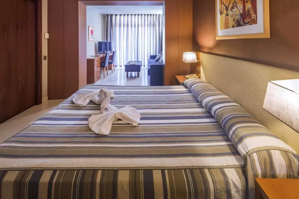 Viešbutis „4R REGINA GRAN HOTEL“ (Barselona, Ispanija)