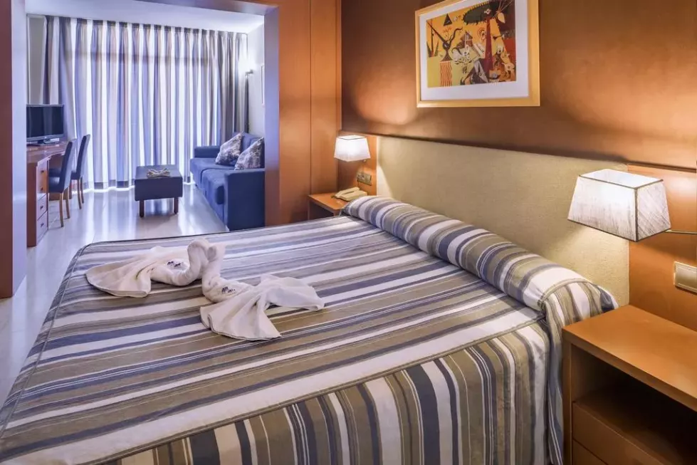 Viešbutis „4R REGINA GRAN HOTEL“ (Barselona, Ispanija)