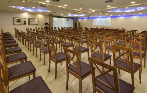 Viešbutis „4R REGINA GRAN HOTEL“ (Barselona, Ispanija)