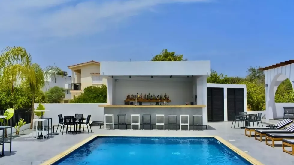 Viešbutis „ZOI HOTEL“ (Larnaka, Kipras)