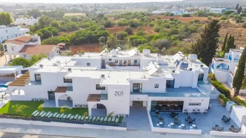 Viešbutis „ZOI HOTEL“ (Larnaka, Kipras)