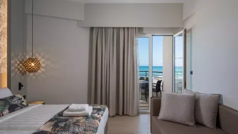 Viešbutis „MARE BLUE & SUITES“ (Kreta, Graikija)