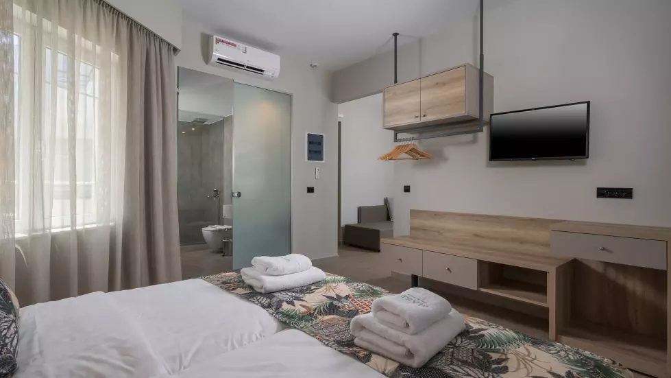 Viešbutis „MARE BLUE & SUITES“ (Kreta, Graikija)