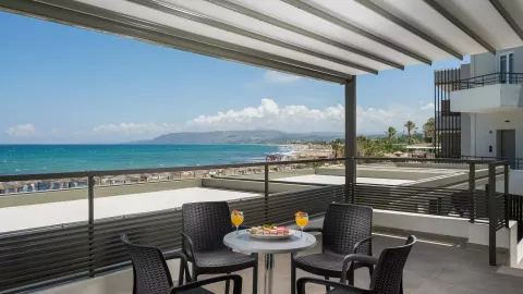 Viešbutis „MARE BLUE & SUITES“ (Kreta, Graikija)