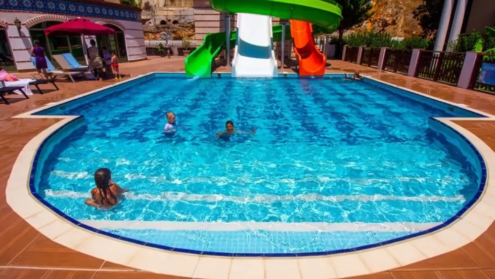 Viešbutis „NOXINN CLUB HOTEL“ (Alanija, Turkija)