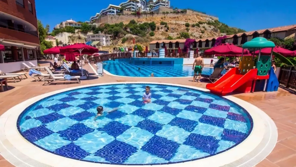 Viešbutis „NOXINN CLUB HOTEL“ (Alanija, Turkija)