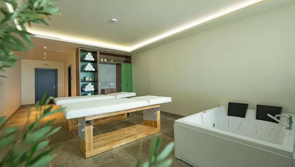 HVD Reina Del Mar (Varna, Bulgarija)