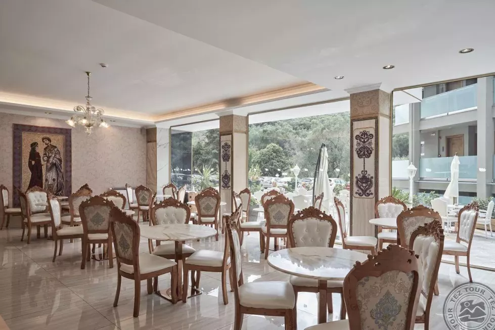 Viešbutis „MYTHOS PALACE RESORT“ (Korfu, Graikija)