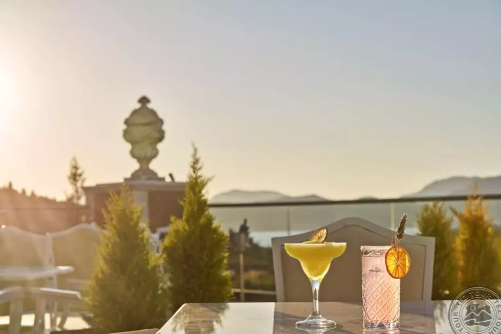 Viešbutis „MYTHOS PALACE RESORT“ (Korfu, Graikija)