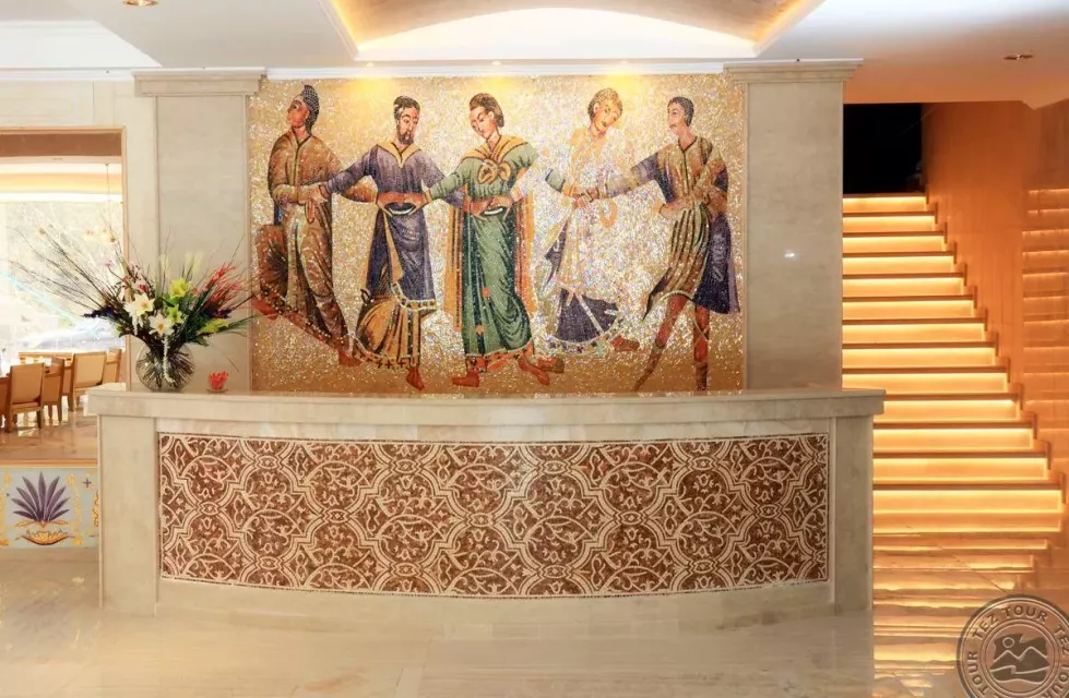 Viešbutis „MYTHOS PALACE RESORT“ (Korfu, Graikija)