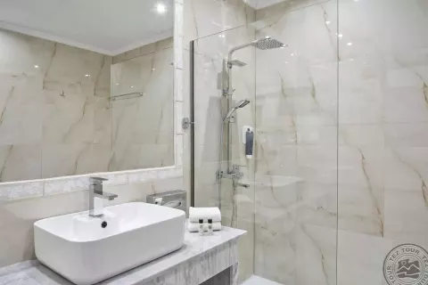 Viešbutis „MYTHOS PALACE RESORT“ (Korfu, Graikija)