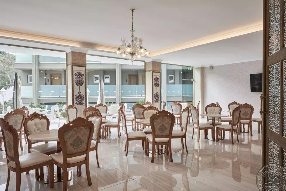Viešbutis „MYTHOS PALACE RESORT“ (Korfu, Graikija)