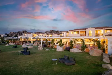 Viešbutis „MANGIA'S SANTA TERESA, SARDINIA, CURIO COLLECTION BY HILTON“ (Sardinija, Italija)