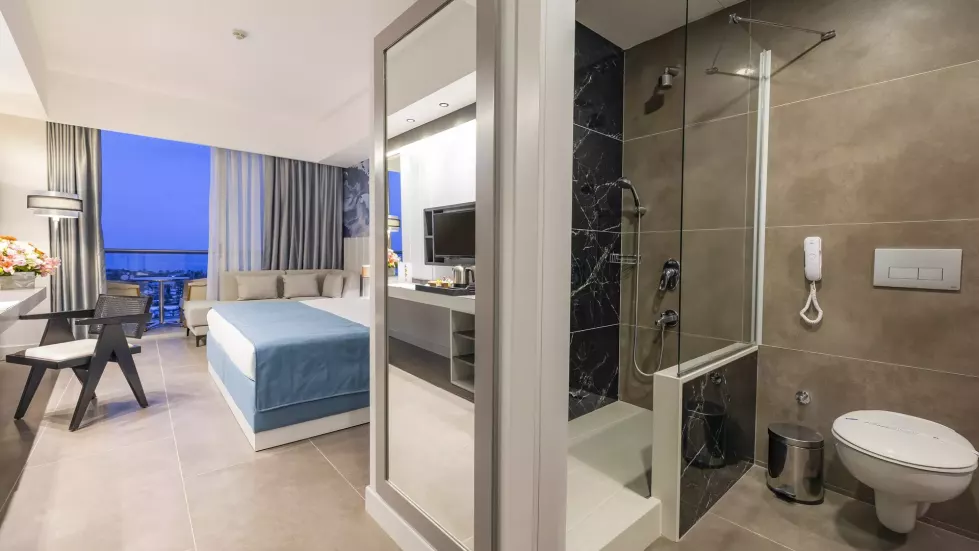 Viešbutis „CRYSTAL CENTRO PEARL COLLECTION“ (Lara, Antalija, Turkija)