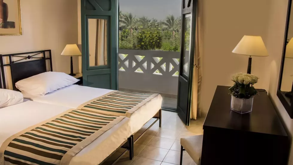 Viešbutis „JAZ NEO NAAMA BAY“