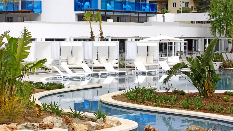 BG Tonga Tower Design Hotel & Suites