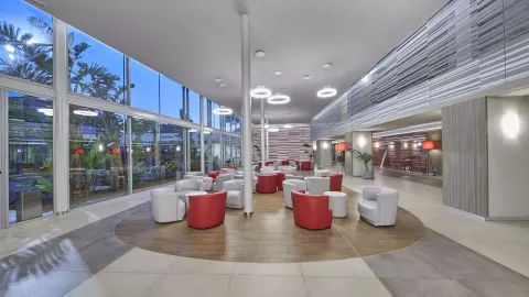 BG Tonga Tower Design Hotel & Suites