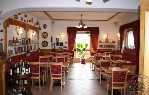 Viešbutis „LA LOCANDA GARNI HOTEL & RESIDENCE (PINZOLO)“