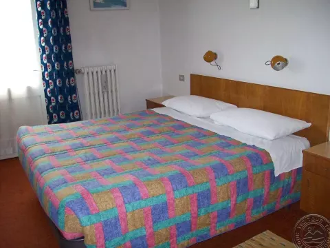 Viešbutis „VERDA VAL HOTEL“