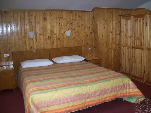 Viešbutis „VERDA VAL HOTEL“