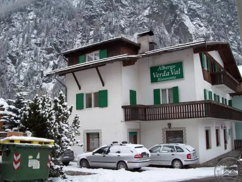 Viešbutis „VERDA VAL HOTEL“