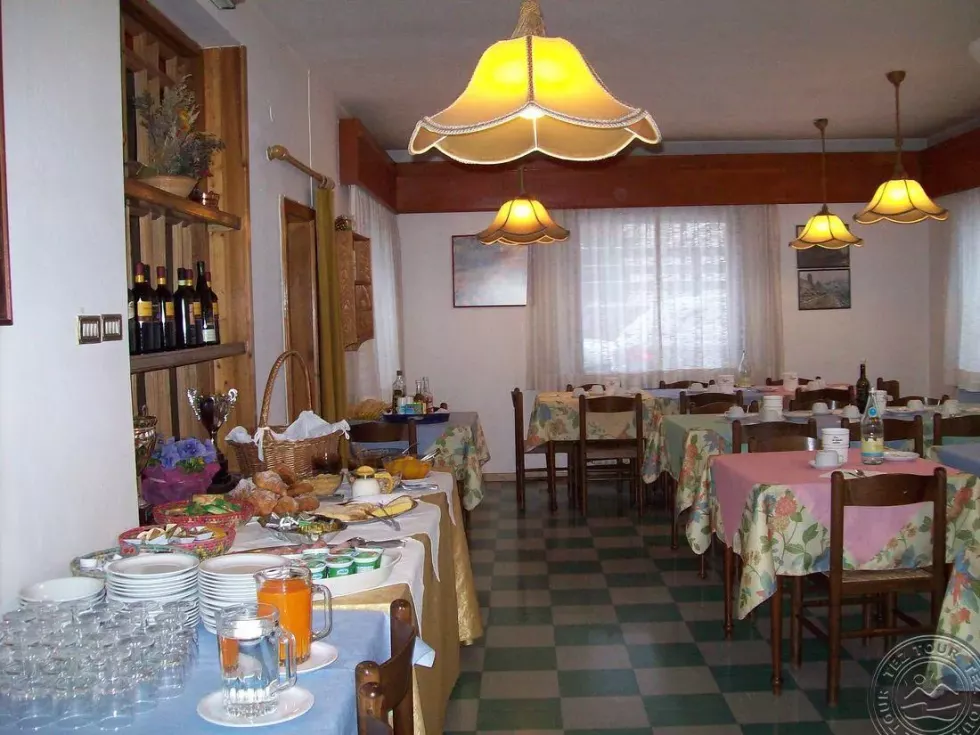 Viešbutis „VERDA VAL HOTEL“