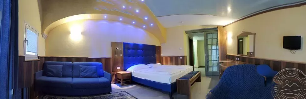 Viešbutis „ASTORIA GRAND HOTEL“