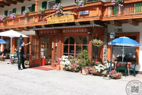 Viešbutis „RODODENDRO HOTEL“