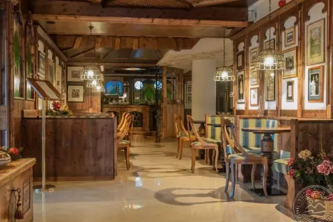 Viešbutis „AI PINI HOTEL“