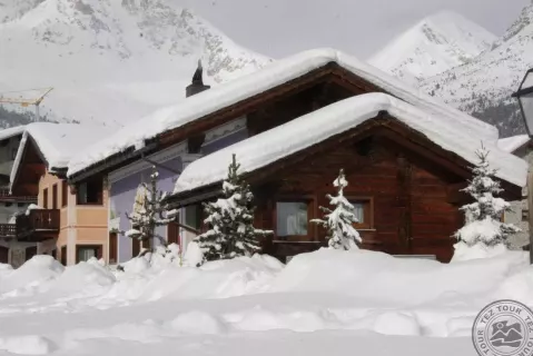 Viešbutis „LIVING CANTON APARTMENTS“