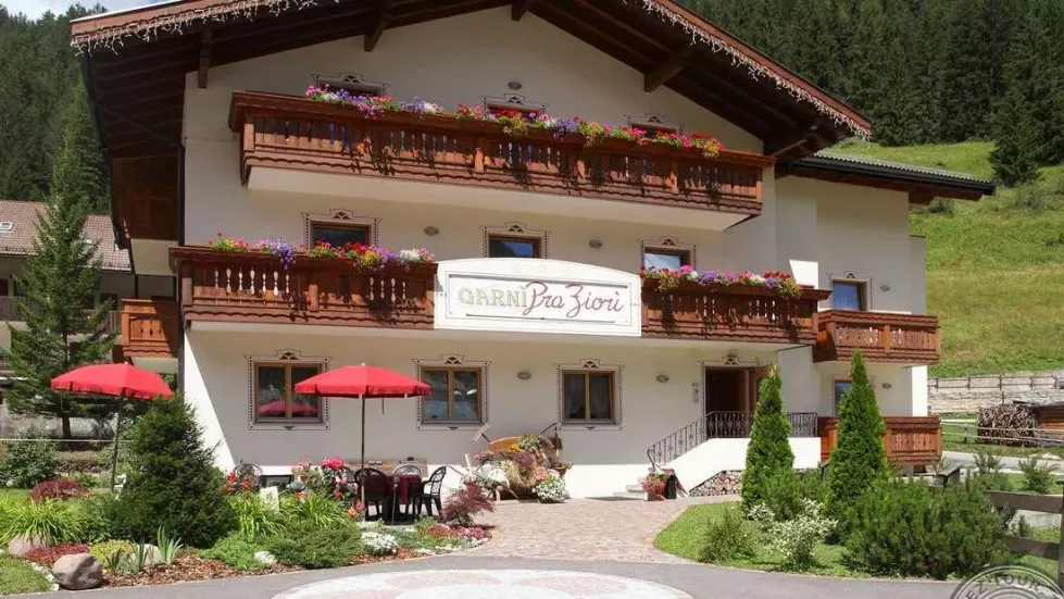 Viešbutis „PRA FIORI GARNI HOTEL“